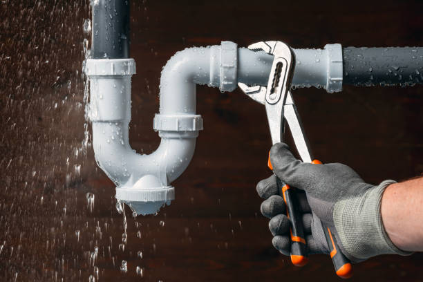 Professional Gas Line Repair technician working in South Vienna, OH